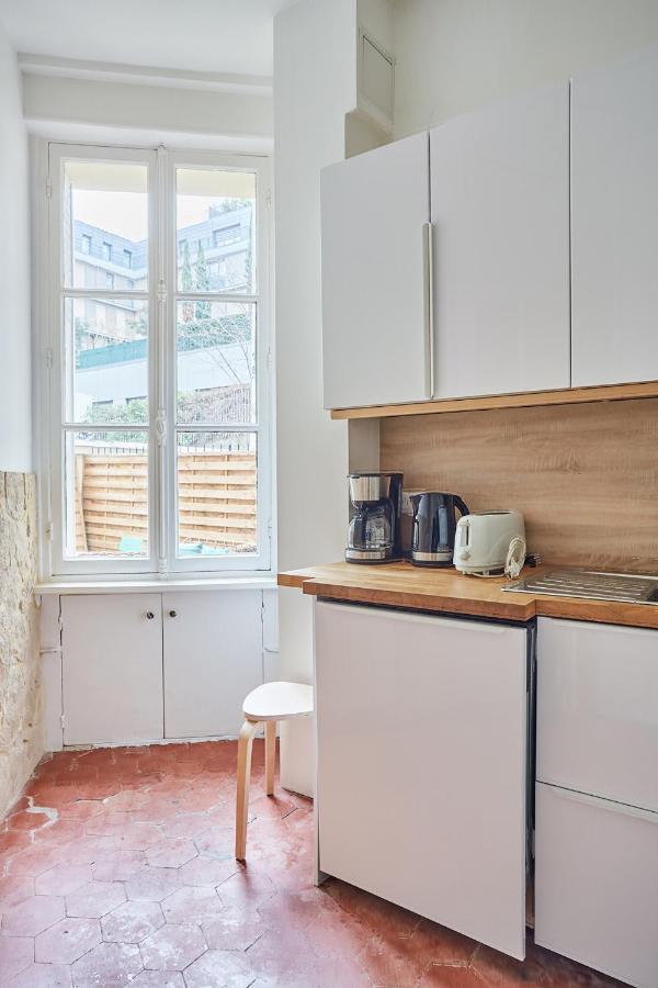 Residence Tour Eiffel By Studio Prestige Paris Exteriör bild
