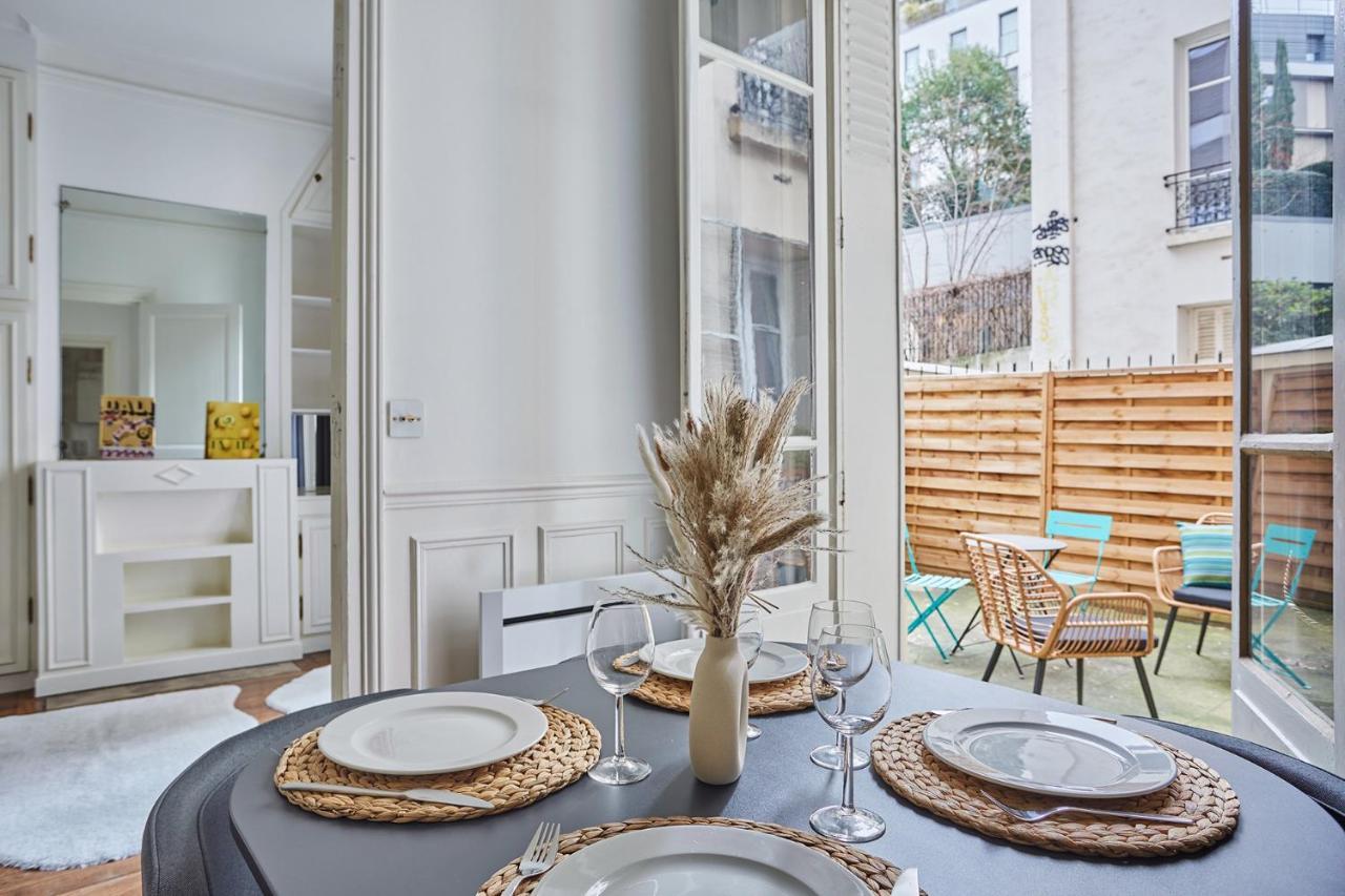 Residence Tour Eiffel By Studio Prestige Paris Exteriör bild