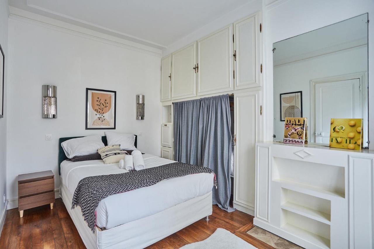 Residence Tour Eiffel By Studio Prestige Paris Exteriör bild